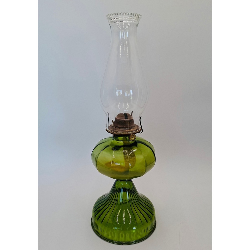 Vintage P&A Eagle Green Glass Oil Lamp Pedestal Kerosene Lantern Made in USA 18"